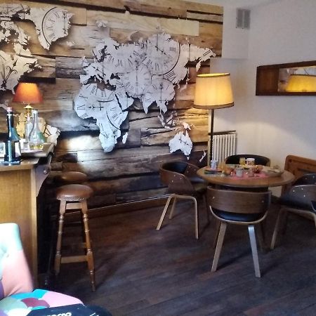 Dozulé Alex Guest House מראה חיצוני תמונה